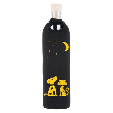 botella reutilizable de vidrio flaska con funda de neopreno negra y diseño perro y gato mirando las estrellas