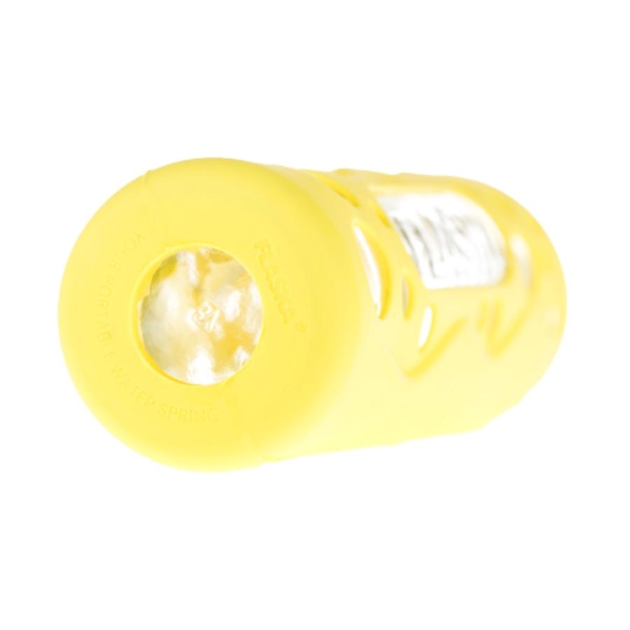 vista de la base de botella reutilizable de vidrio flaska con funda de silicona con agujeritos amarilla